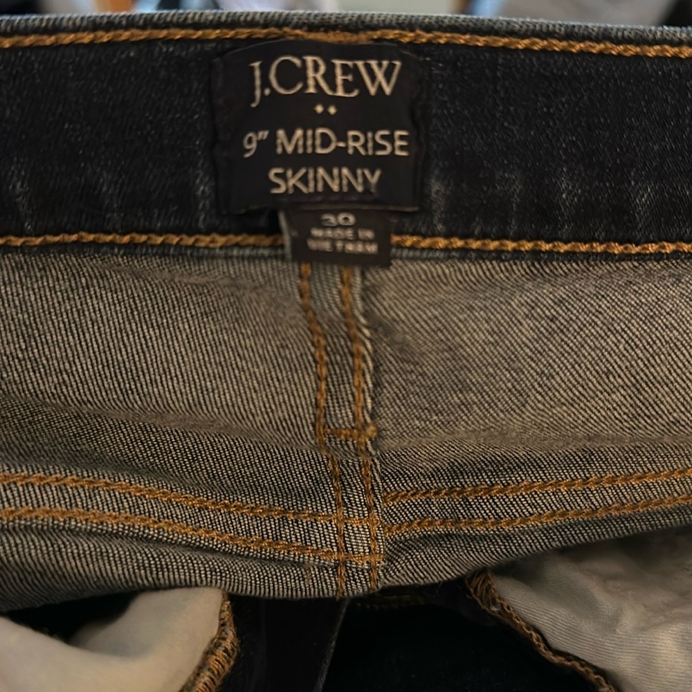 J. Crew Factory 9” mid-rise skinny jeans, dark wash size 30